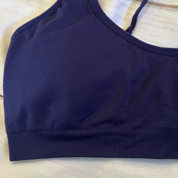 🌟SALE Fabletics sports bra - Picture 5 of 5